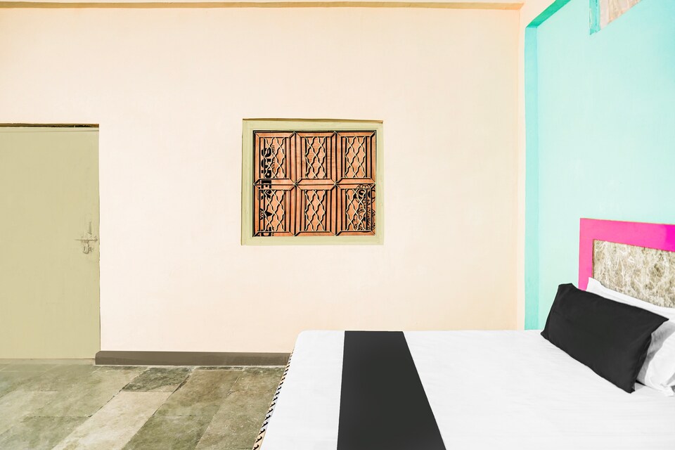 OYO 828570 LOIN SAFARI HOTEL & RESTURANT, Etawah, Etawah