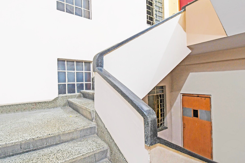 Hotel O Philips , Salt Lake Kolkata, Kolkata