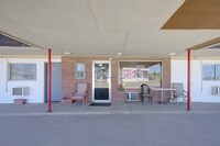 First Inn By OYO Quinter Hwy 70