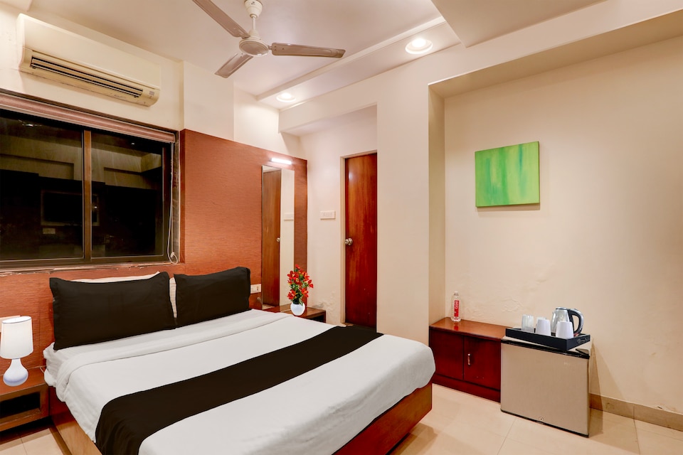 Townhouse Oak Ramdaspeth Downtown, Bus Stand Nagpur, Nagpur