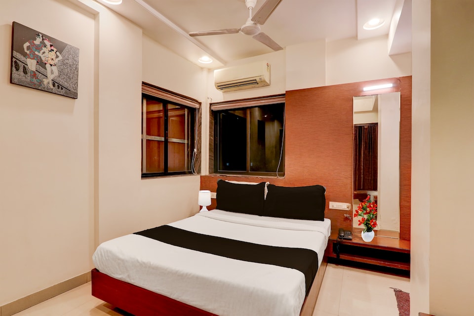 Townhouse Oak Ramdaspeth Downtown, Bus Stand Nagpur, Nagpur
