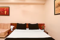 Townhouse Oak Ramdaspeth Downtown