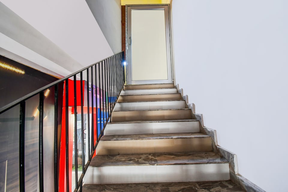Hoel O Suktara GUEST HOUSE, New Town, Kolkata