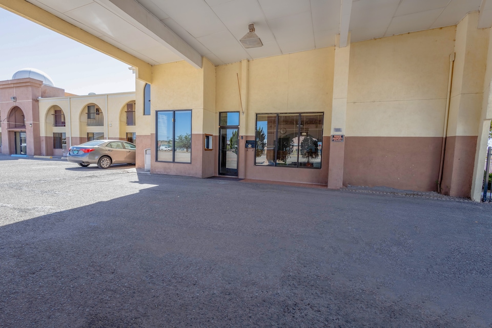 Royal Holiday Motel By Belvilla Gallup I-40, C87301, Gallup City