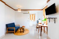 Collection O Howard Square Boutique Hotel