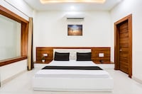 Hotel O Green