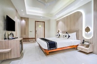 Clubhouse Hotel Ayodhya