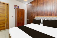 Hotel O SR Hotel and Restaurant