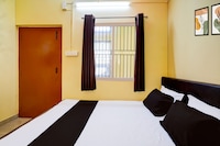 OYO 828905 Modern Home