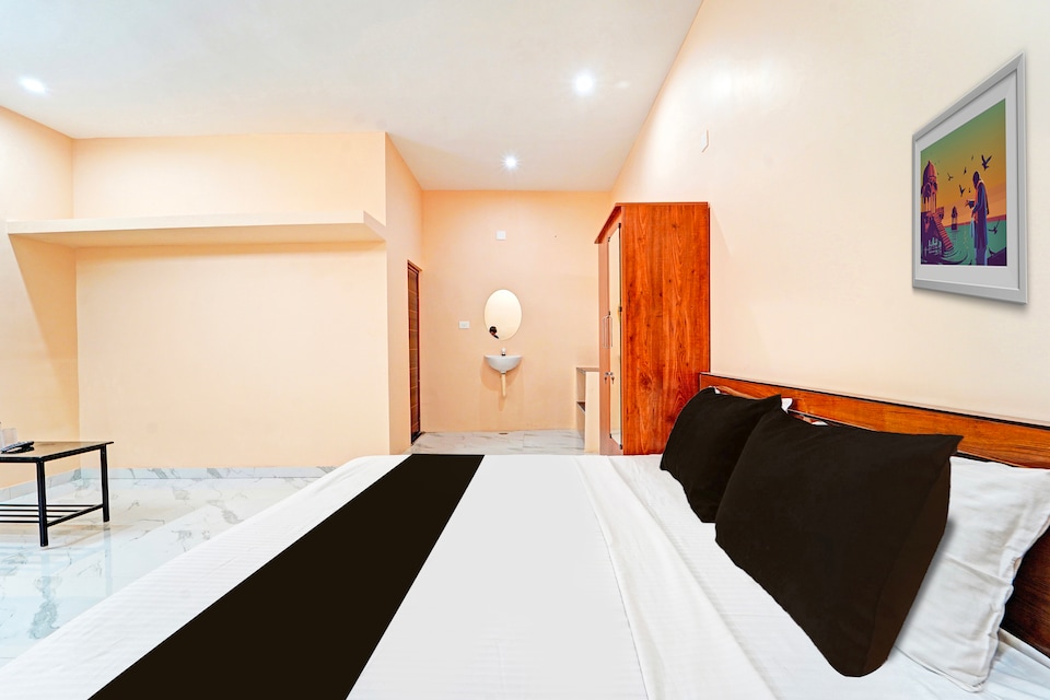 Hotel O PBR NEST, Tirchy Road Coimbatore, Coimbatore
