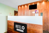 Super Hotel O Neredmet Road