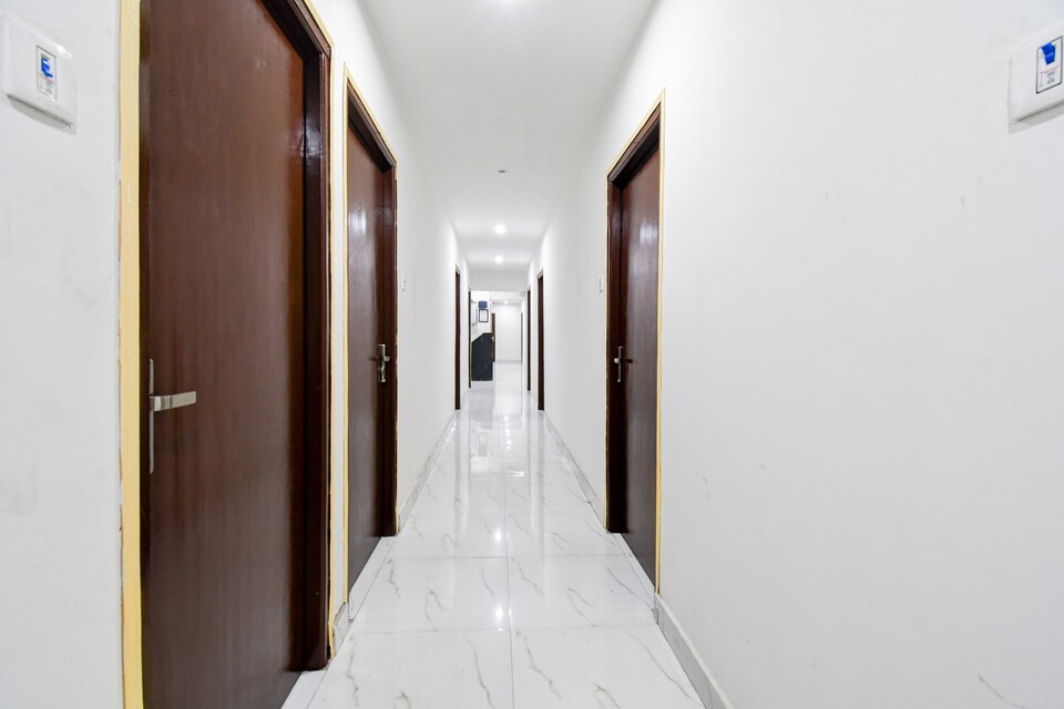 OYO 828982 Hotel Four Point, Asansol, Asansol