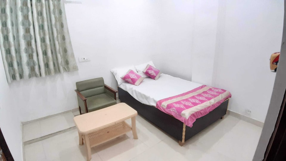 SPOT ON HOTEL PRAVEEN PALACE, Bharatpur, Bharatpur