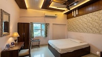 SPOT ON HOTEL PRAVEEN PALACE