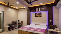 SPOT ON HOTEL PRAVEEN PALACE