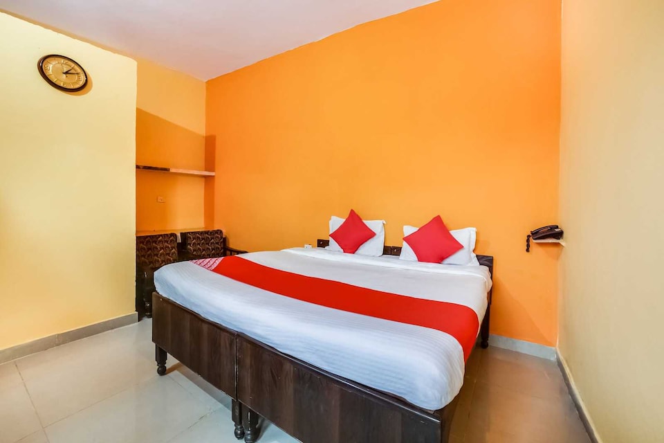 OYO 829082 Radhe Hotel, Sohna Road, Gurgaon