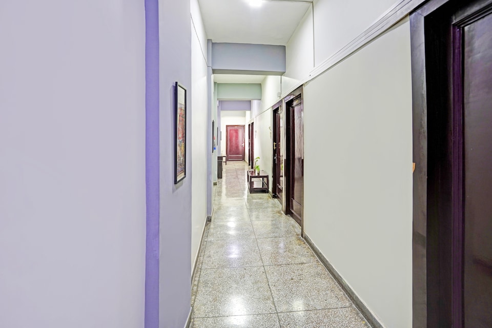 Hotel O Raj Mahal, Kanpur City, Kanpur