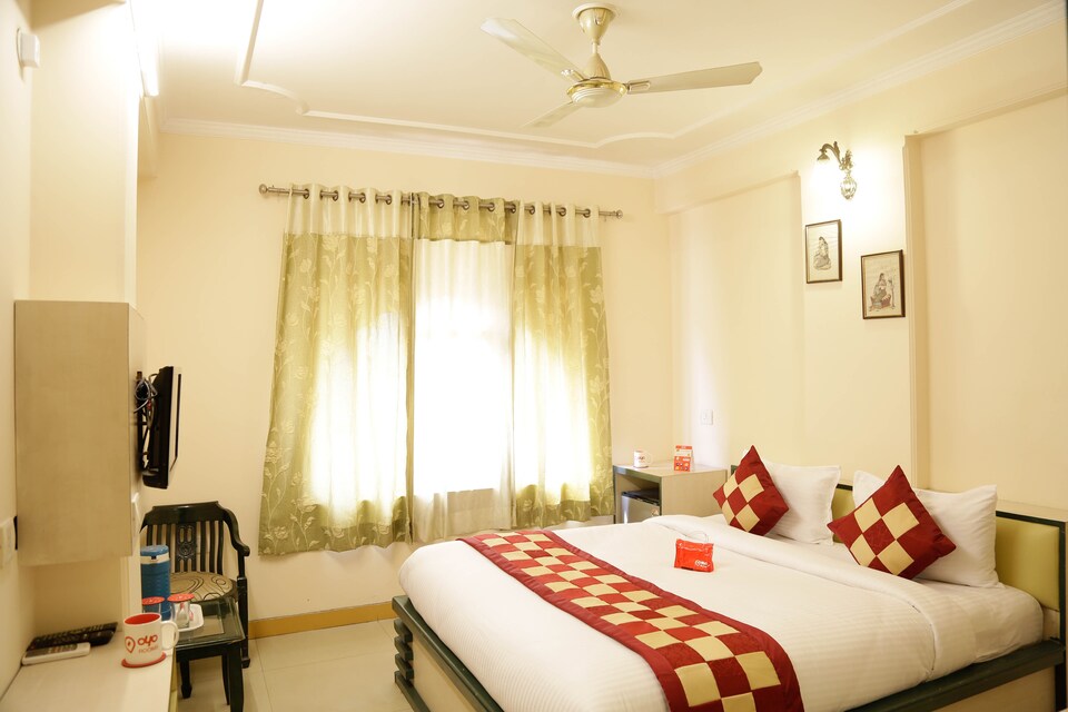 OYO 1910 Hotel Muskan Palace, Sindhi Camp, Jaipur