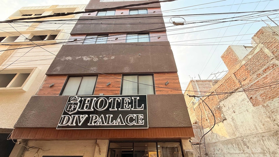 Hotel O DIV, Vijay Nagar Indore, Indore