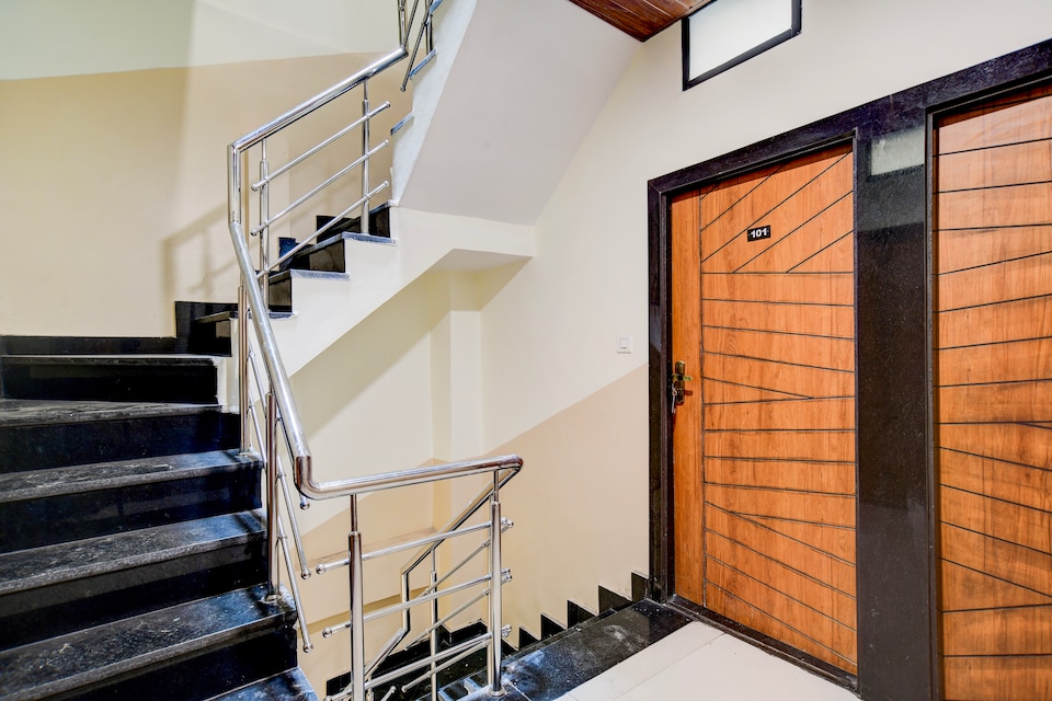 Hotel O DIV, Vijay Nagar Indore, Indore