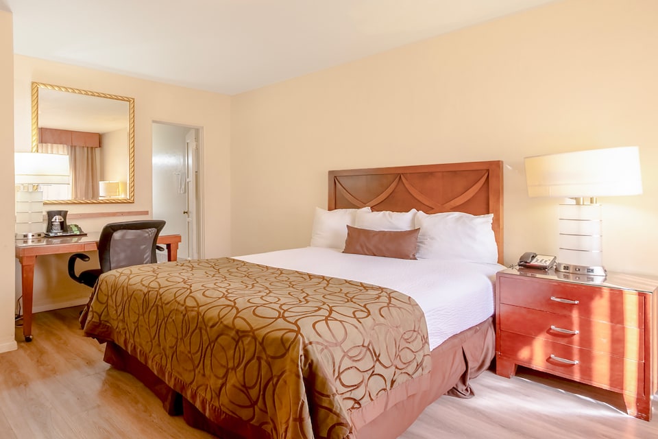 Historic Coronado Motor Hotel by OYO, Yuma AZ, Yuma AZ