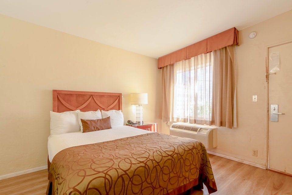 Historic Coronado Motor Hotel by OYO, Yuma AZ, Yuma AZ