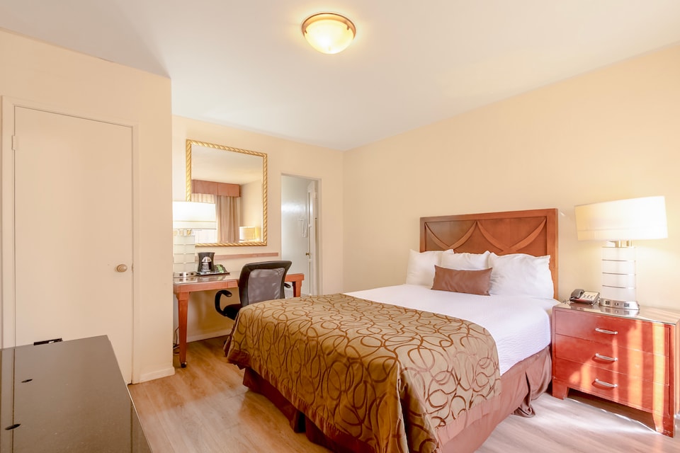 Historic Coronado Motor Hotel by OYO, Yuma AZ, Yuma AZ