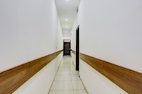 Super Hotel O by OYO Lohgarh Road Zirakpur Formerly JB Plaza
