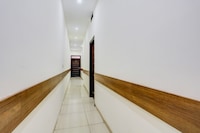 Super Hotel O by OYO Lohgarh Road Zirakpur Formerly JB Plaza