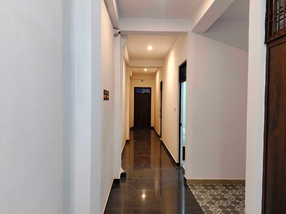 OYO 829215 SAURYAVED PALACE, Lanka, Varanasi