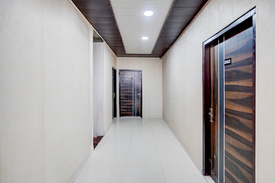 OYO 829220 Hotel Royal Paradise, Ghaziabad City, Ghaziabad