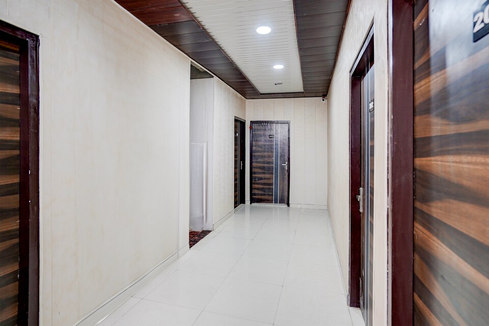 OYO 829220 Hotel Royal Paradise, Ghaziabad City, Ghaziabad