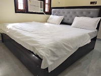 Hotel O Home Hotel Siya Bihari & Banquet Hall