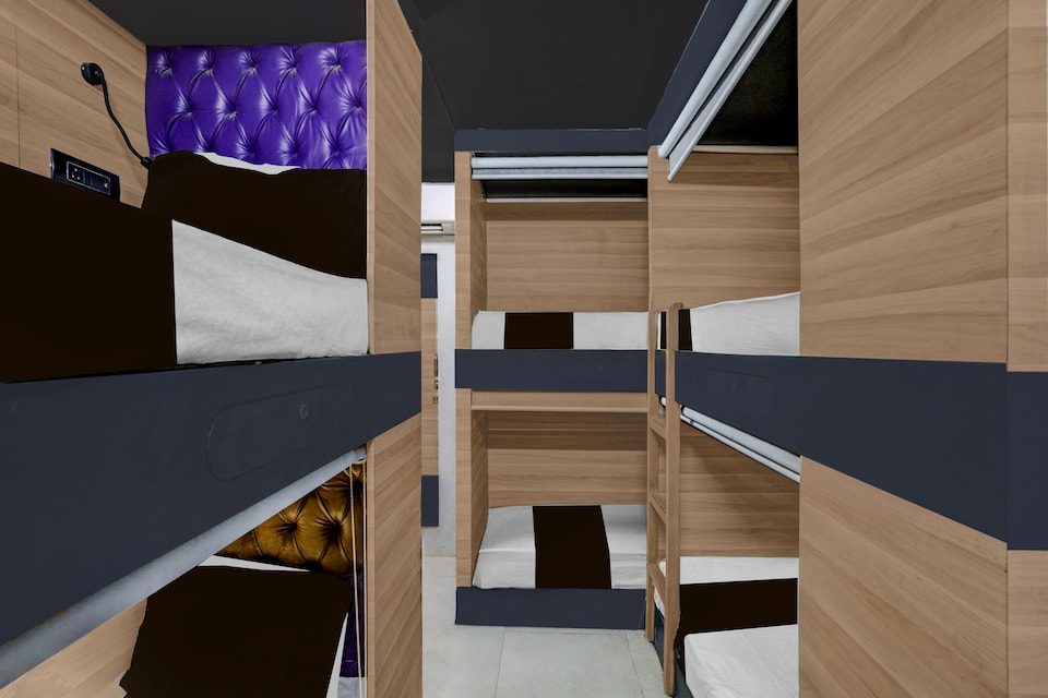 Super Hotel O We Stay Hostel, Mumbai International Airport, Mumbai