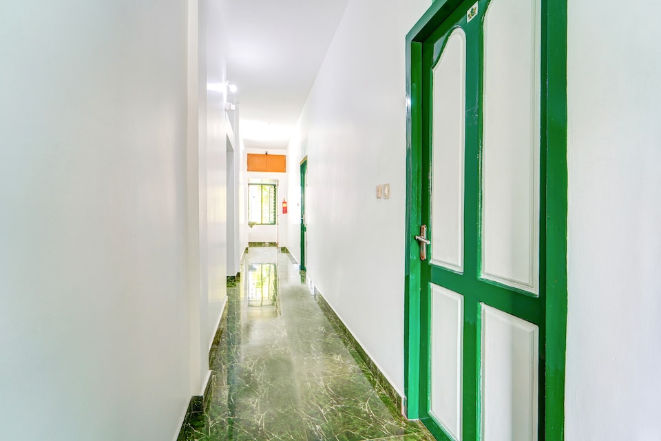 Super Hotel O Vennala Near Palarivattom, Cluster Ernakulam, Ernakulam