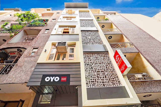 HOTEL O THE ROYALL RESIDENCY
