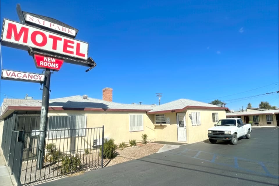 Sai Park Motel, Lancaster, CA, Lancaster, CA