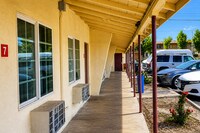 Sai Park Motel