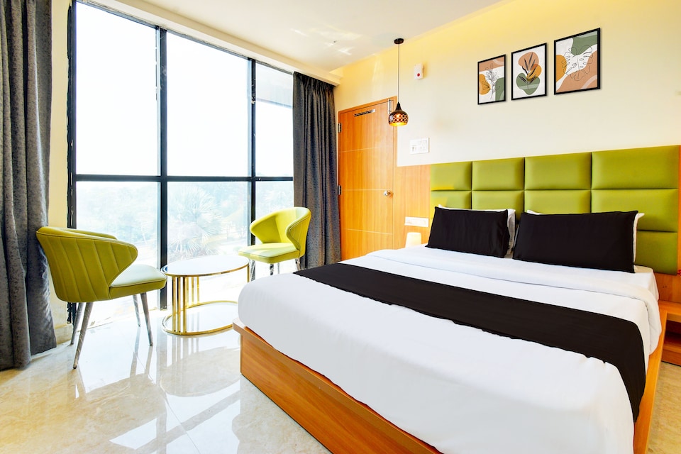 Hotel O SVS SUITES LUXURY ROOMS , Secunderabad, Hyderabad