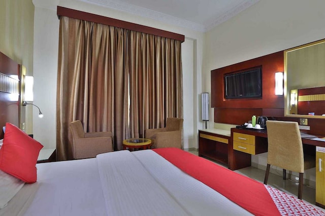 OYO 1389 Phoenix Hotel