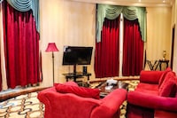 OYO 1389 Phoenix Hotel