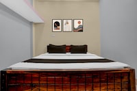 Hotel O LAXMI PALACE HOTEL MINTA & BANQUET HALL