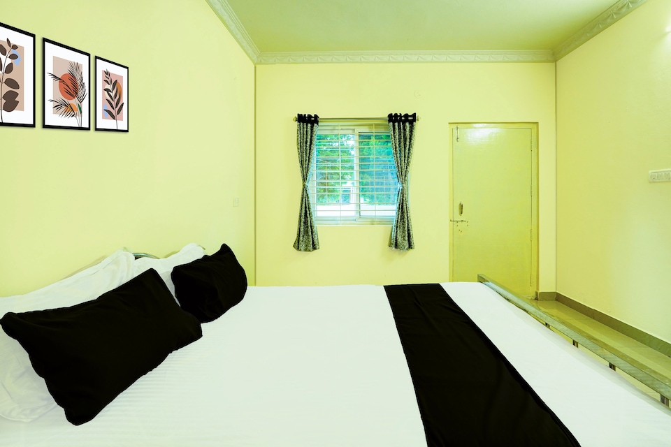 Hotel O Guru Home's, Sarajpur Road Bangalore, Bangalore