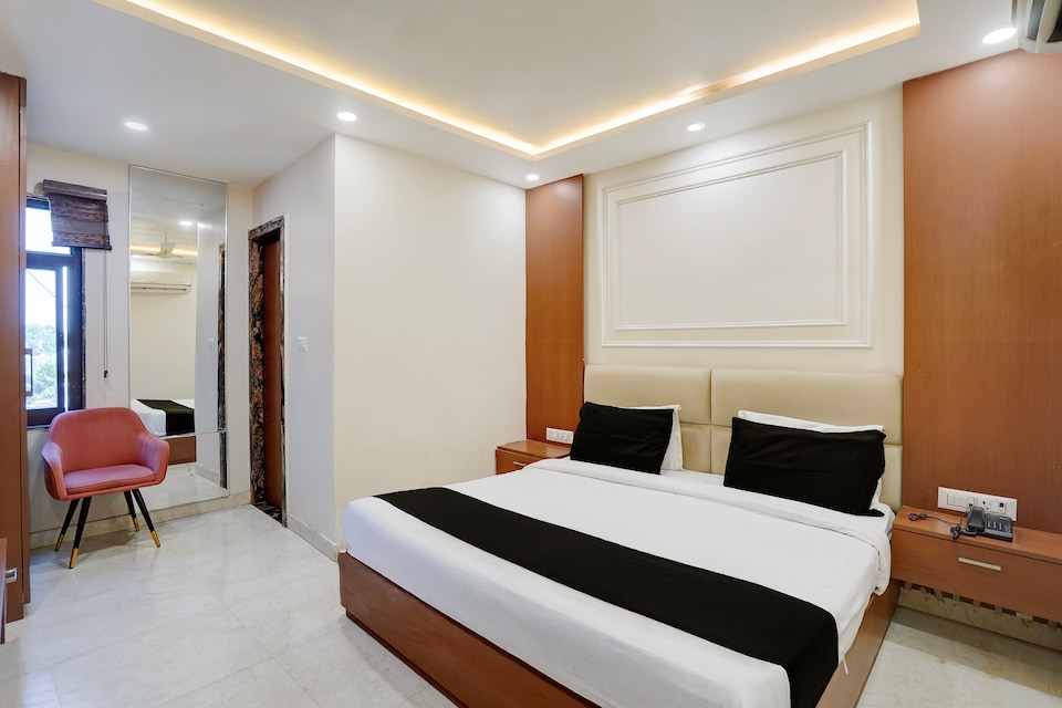 Hotel O Kanpur City Centre Formerly SR Galaxy, Kanpur Railway Station, Kanpur