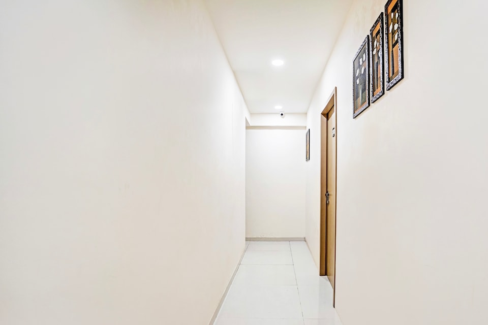 Collection O Vesu Surat Formerly Hotel Signature, Airport Surat, Surat
