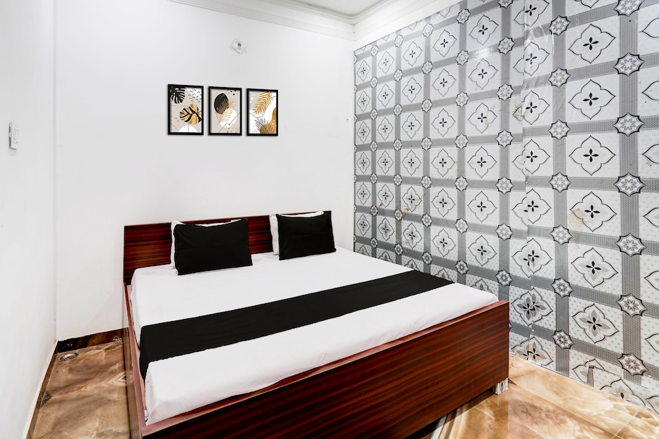 Hotel O N. K hotel and restaurant , Fazal Ganj Kanpur, Kanpur