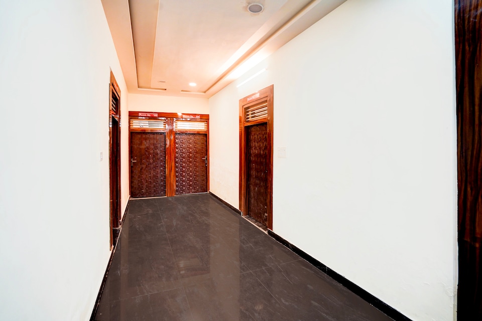 OYO 829641 Parth Hotel And Restaurant, Firozabad city, Firozabad