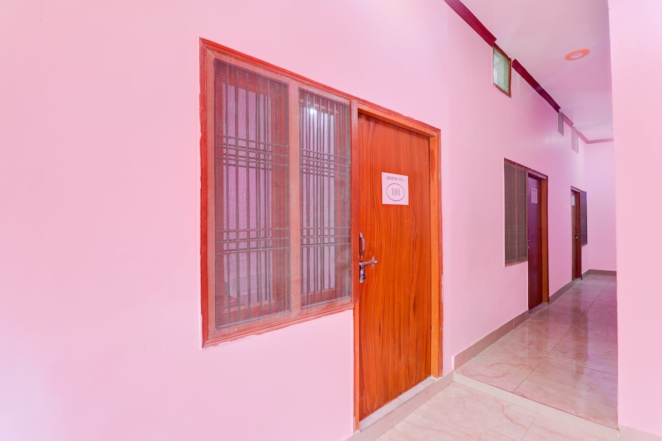 SPOT ON Hotel A R Palace, Vikas Nagar Lucknow, Lucknow