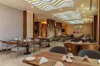 Sunday Emerald Hotel