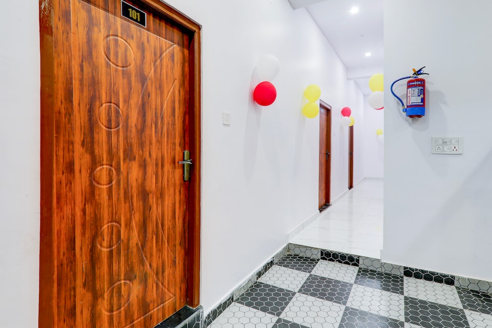 Hotel O Royal Classic Inn, Cluster Barabanki, Barabanki